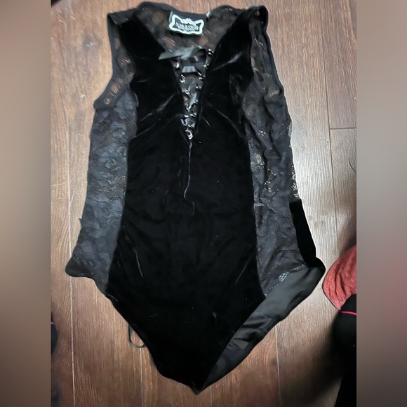 Saya Lace-delic Bodysuit - Picture 2 of 3